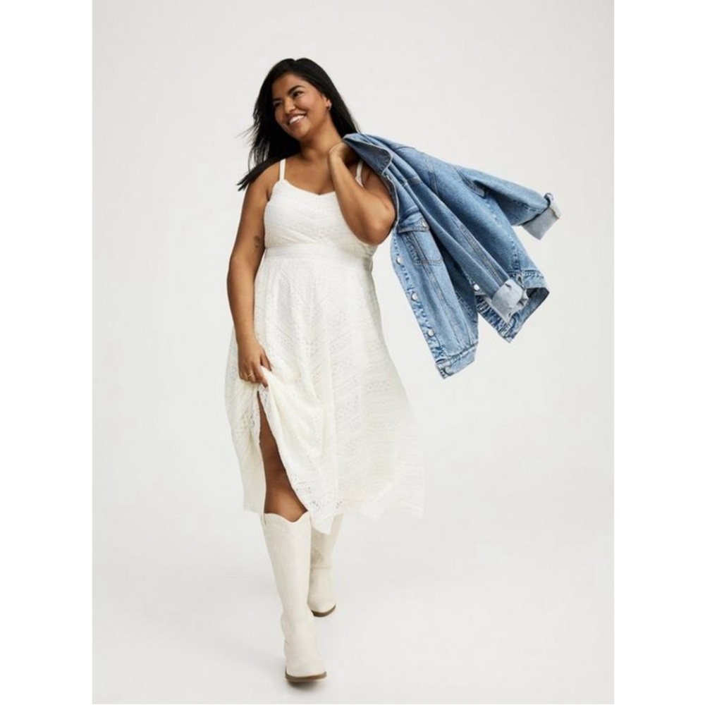 NWT Torrid Midi Lace Skater Dress in Cloud Dancer Size 4X.